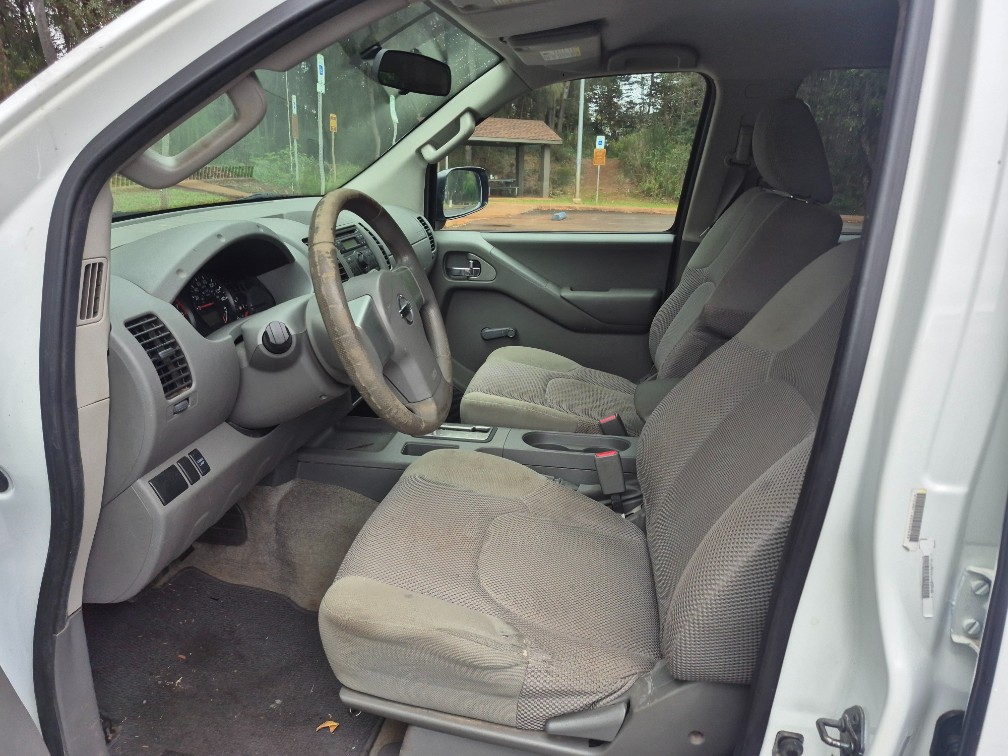 Additional photo of vehicle.