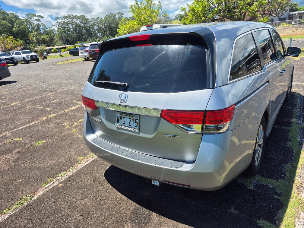 Additional photo of vehicle.