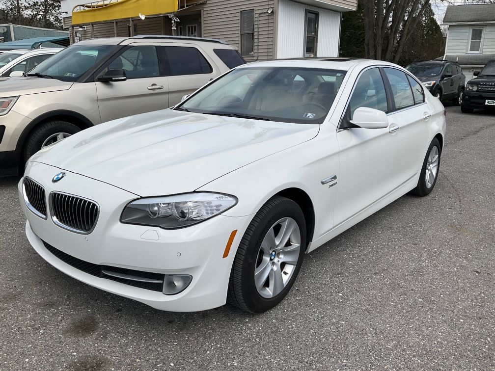 2012 BMW 5 Series 528i