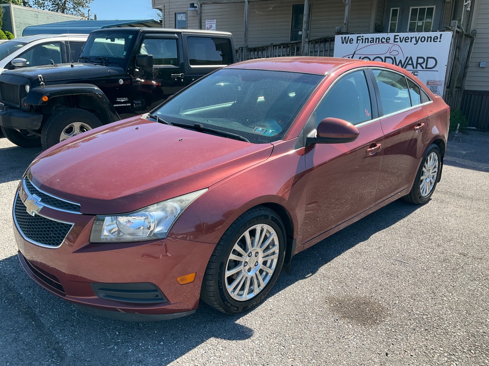 2013 Chevrolet Cruze ECO Auto's photo