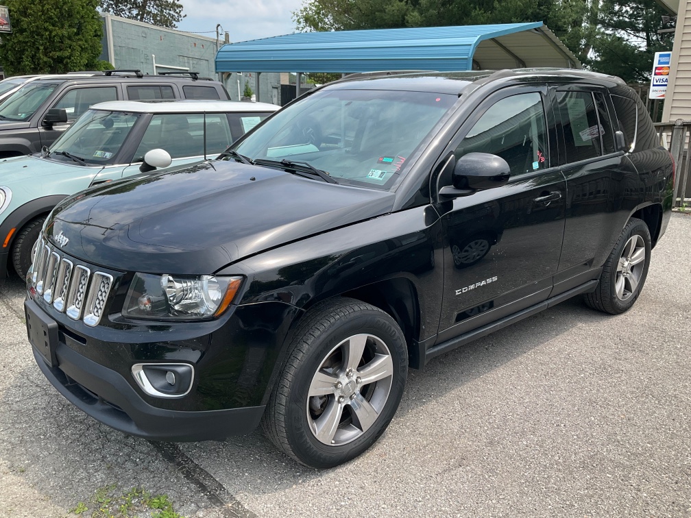 Photo of 2017 JEEP COMPASS
