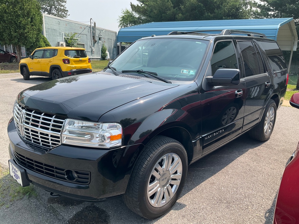 2014 Lincoln Navigator 4WD
