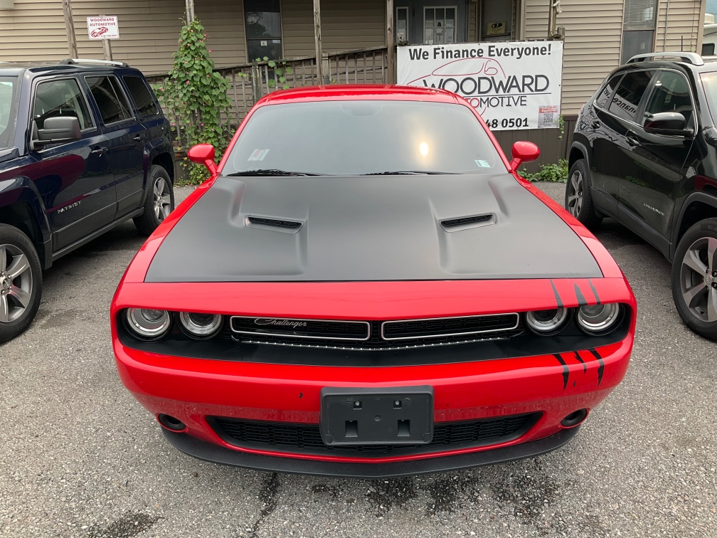 2018 Dodge Challenger SXT - Photo 6