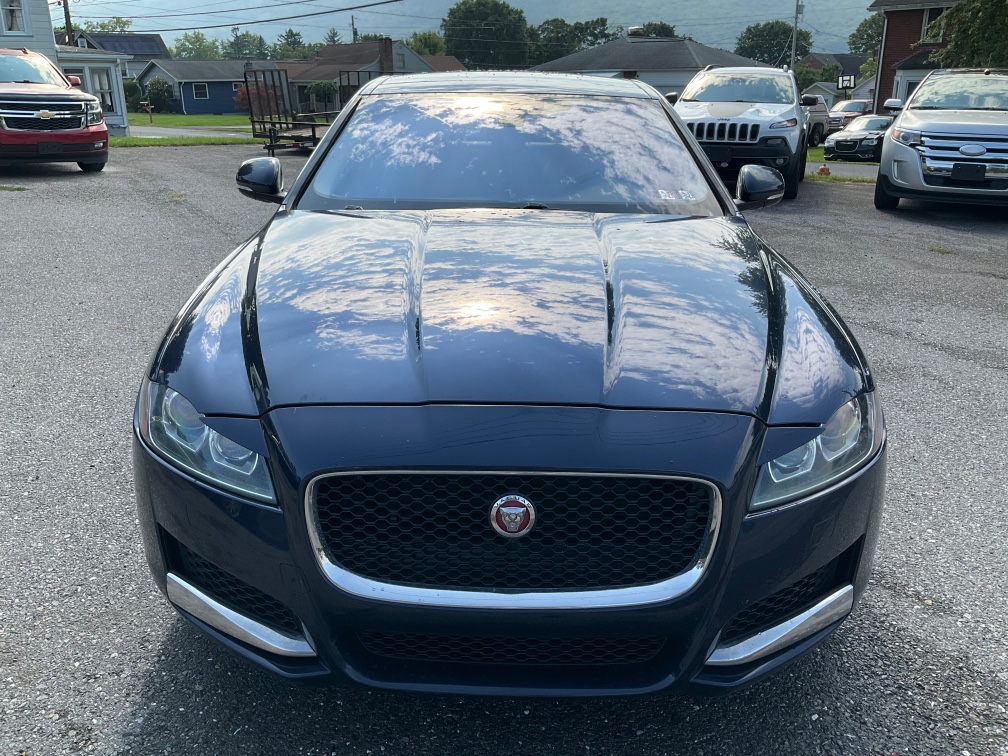 2017 Jaguar XF Premium - Photo 6