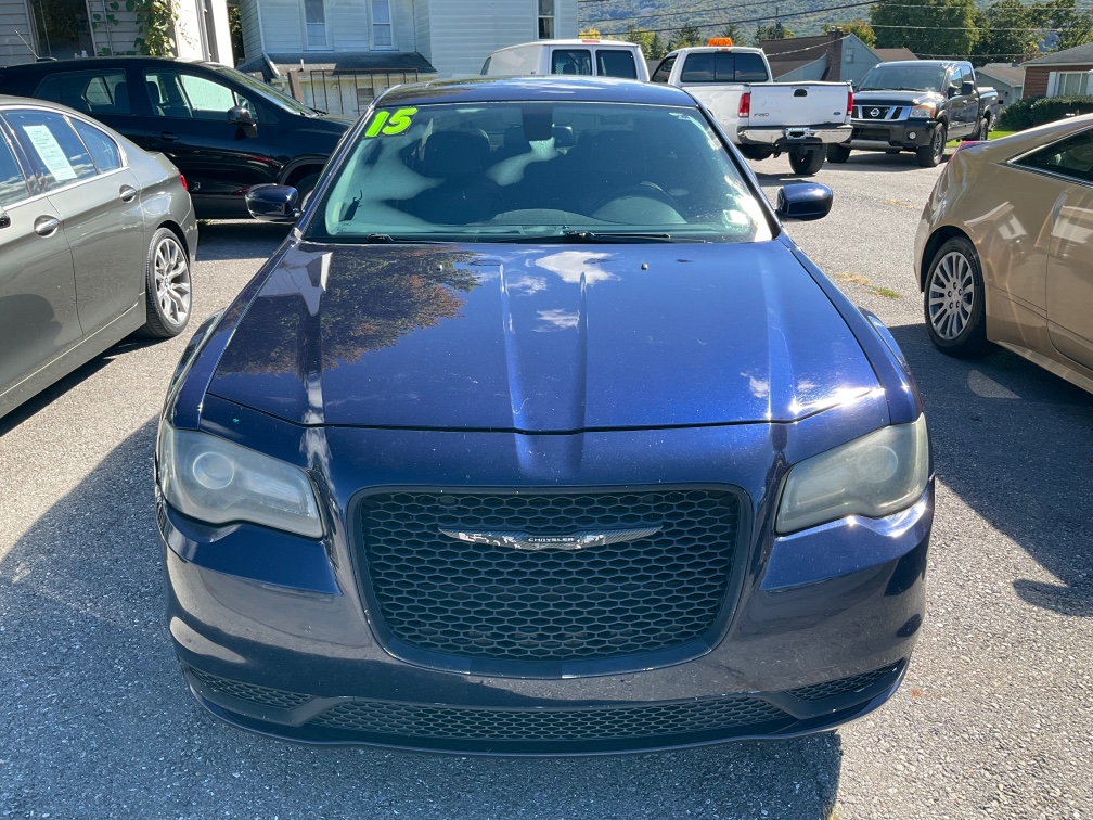 Additional photo of vehicle.
