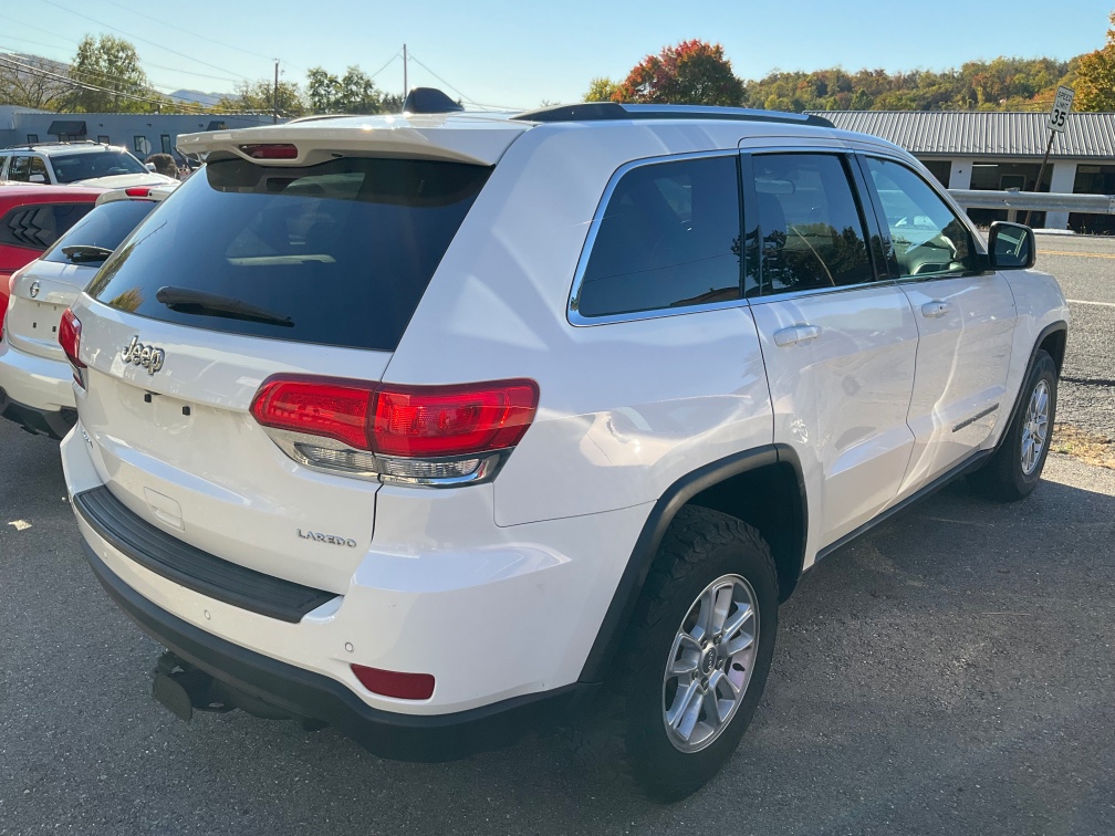 Additional photo of vehicle.