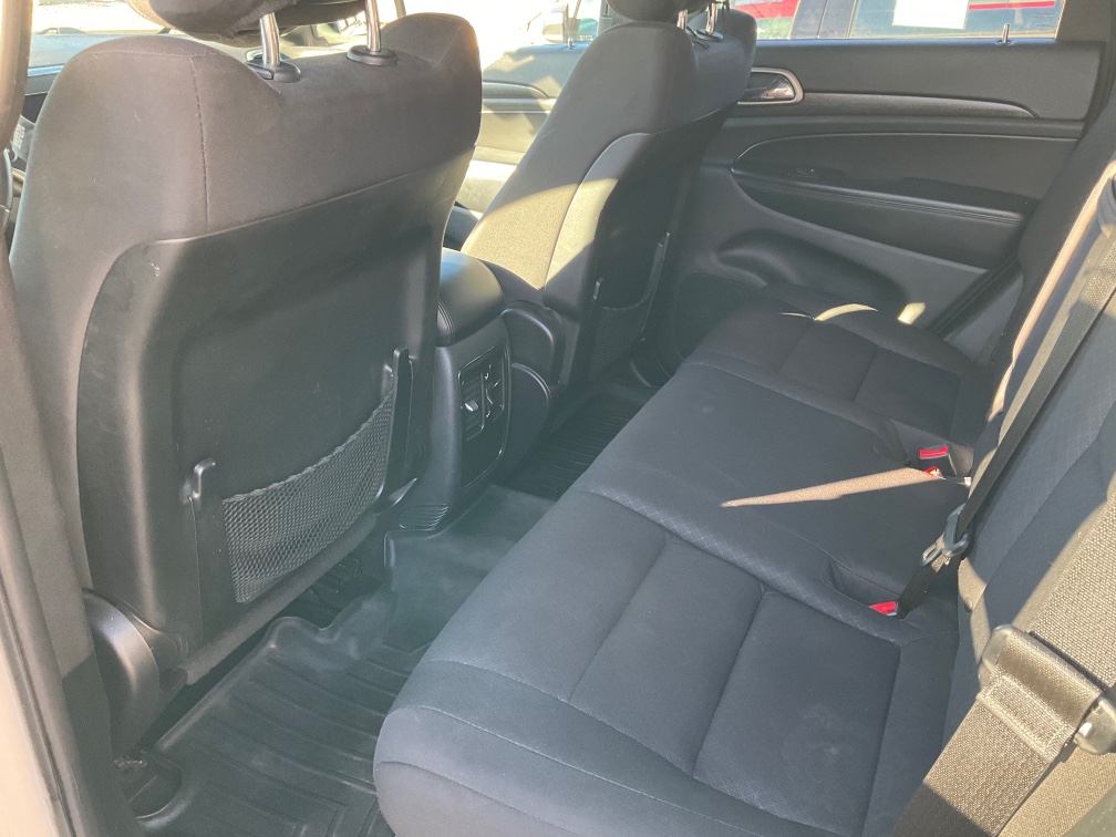 Additional photo of vehicle.