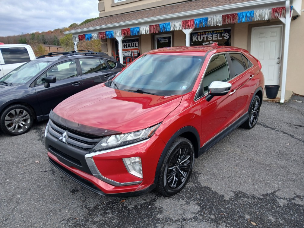 2018 Mitsubishi Eclipse Cross LE's photo