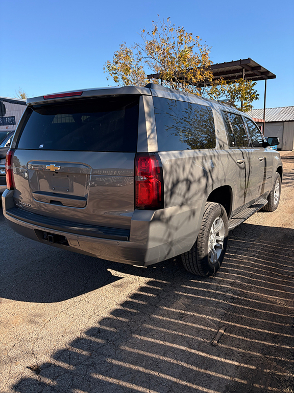 Additional photo of vehicle.
