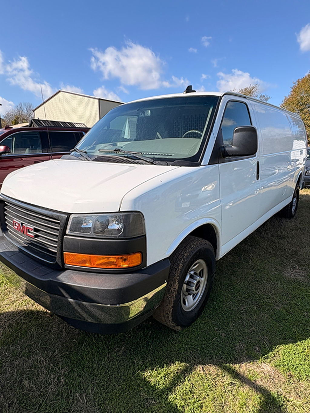 2023 GMC Savana Cargo Work Van's photo