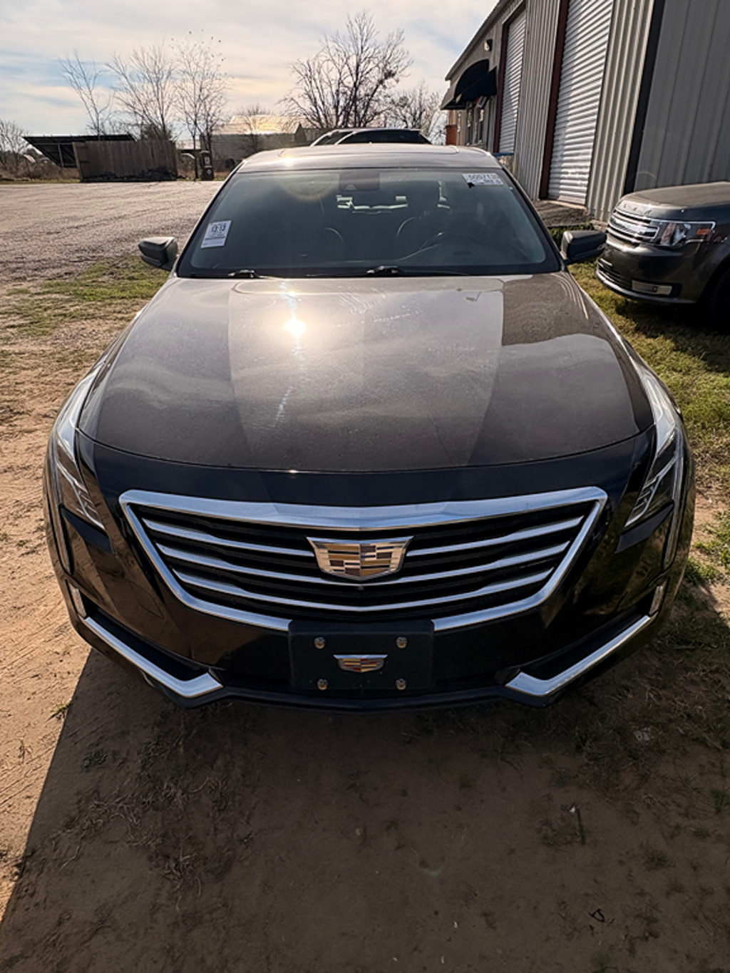 Additional photo of vehicle.