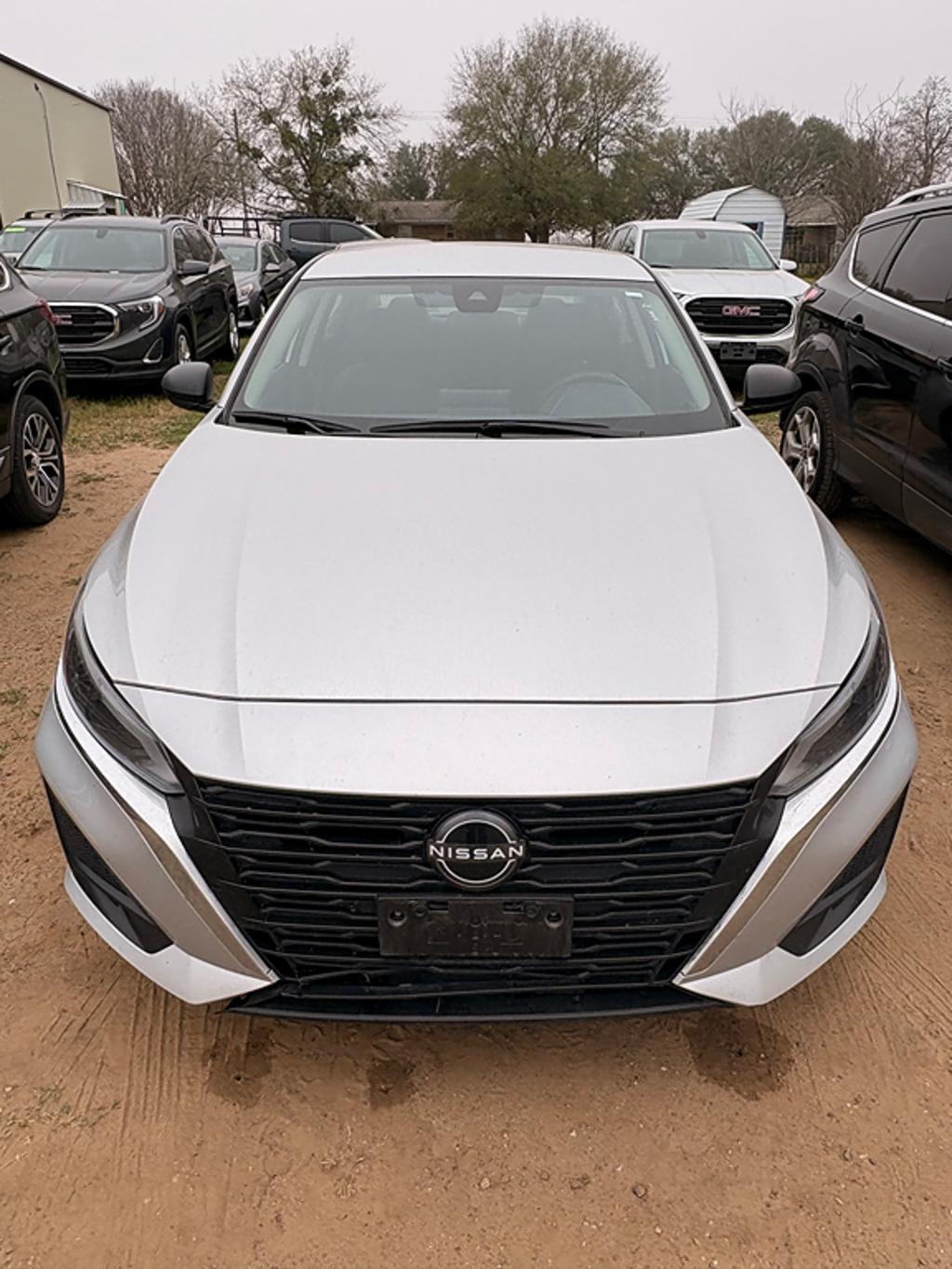 Additional photo of vehicle.