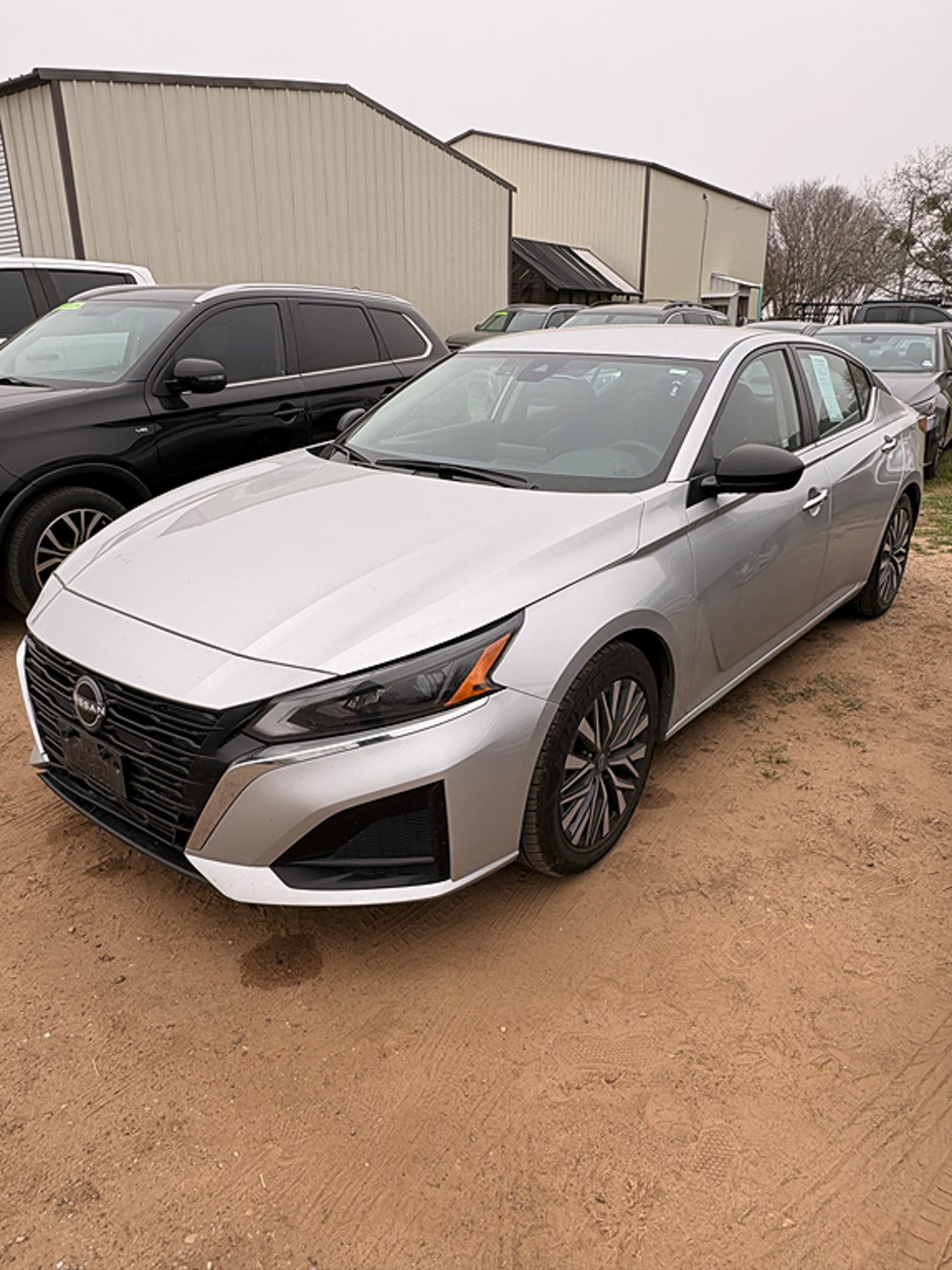 2024 Nissan Altima SV's photo