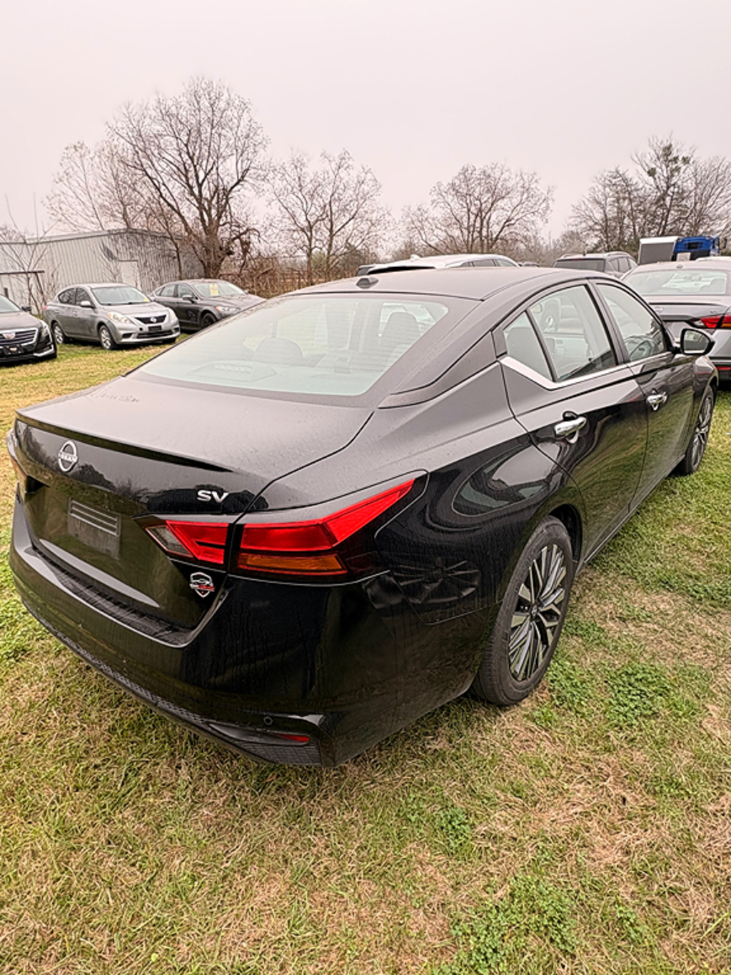 Additional photo of vehicle.