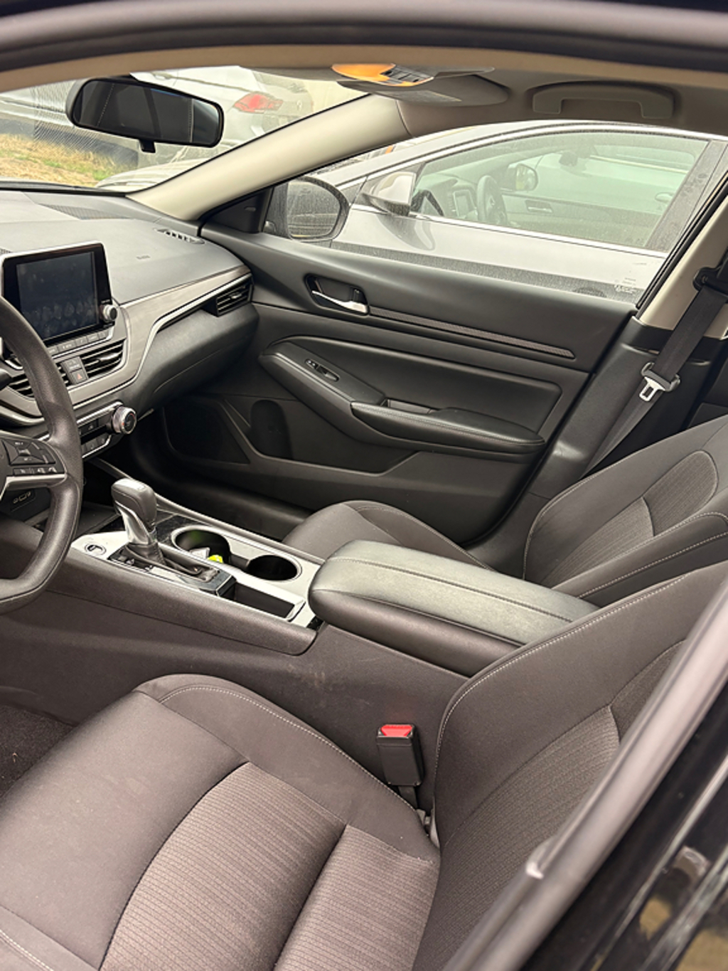 Additional photo of vehicle.
