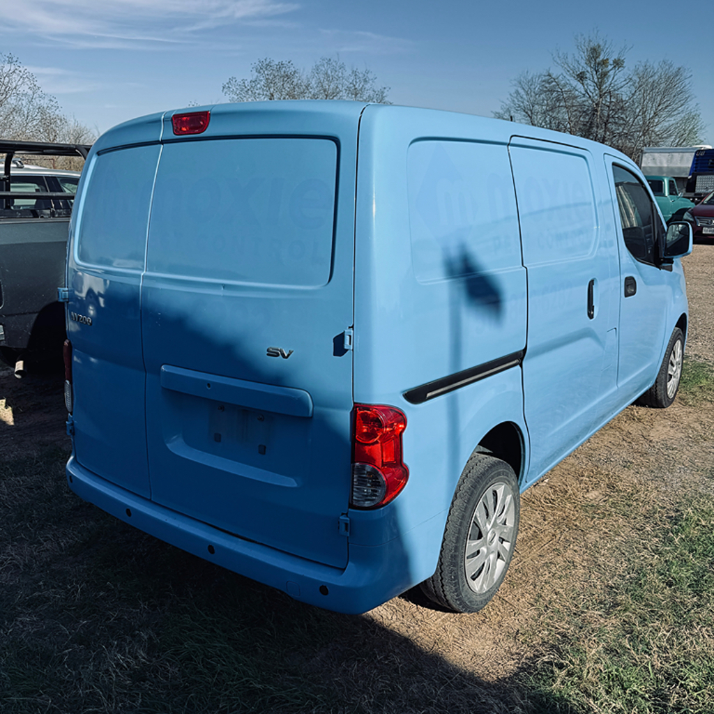 Additional photo of vehicle.