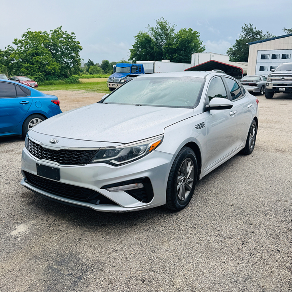 2019 Kia Optima LX AT's photo