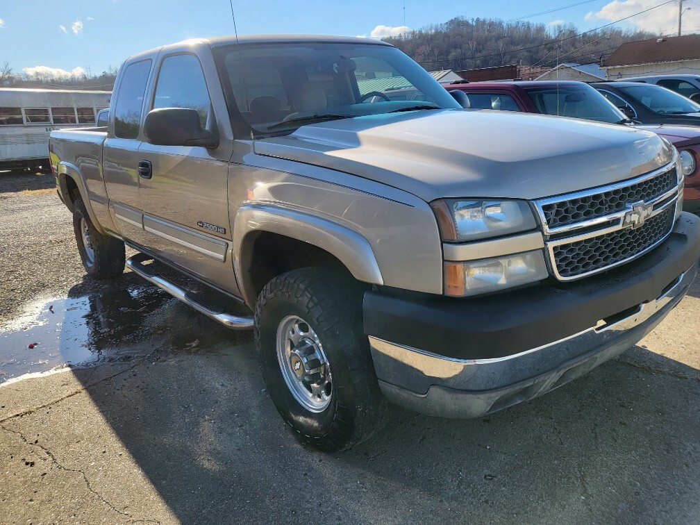 2005 Chevrolet Silverado 2500HD's photo