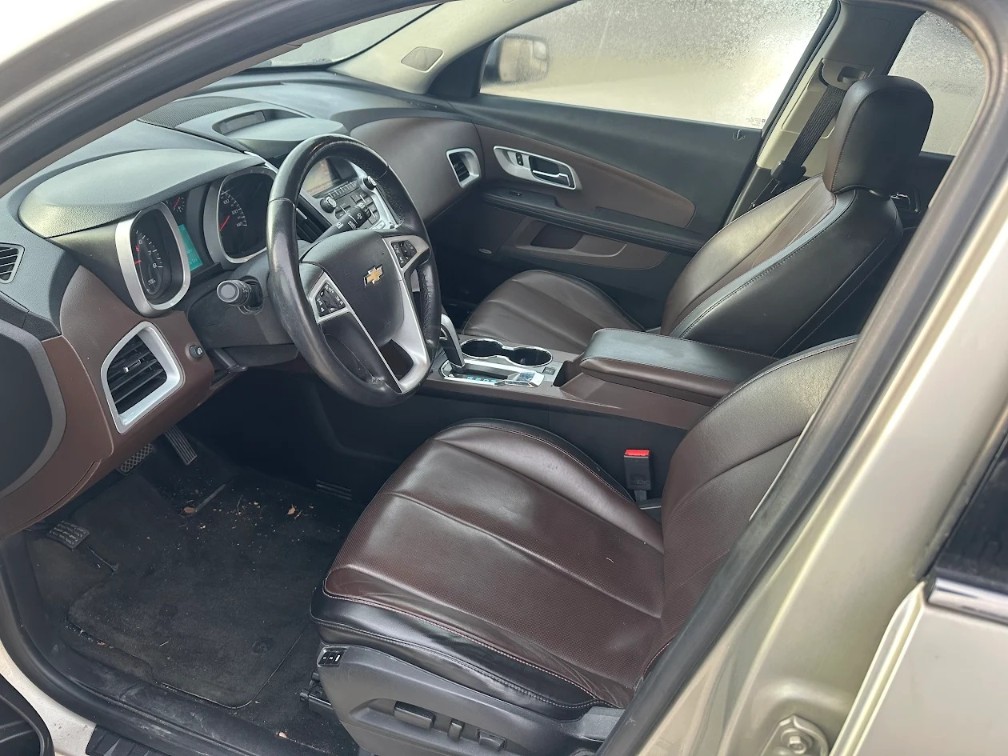 Additional photo of vehicle.