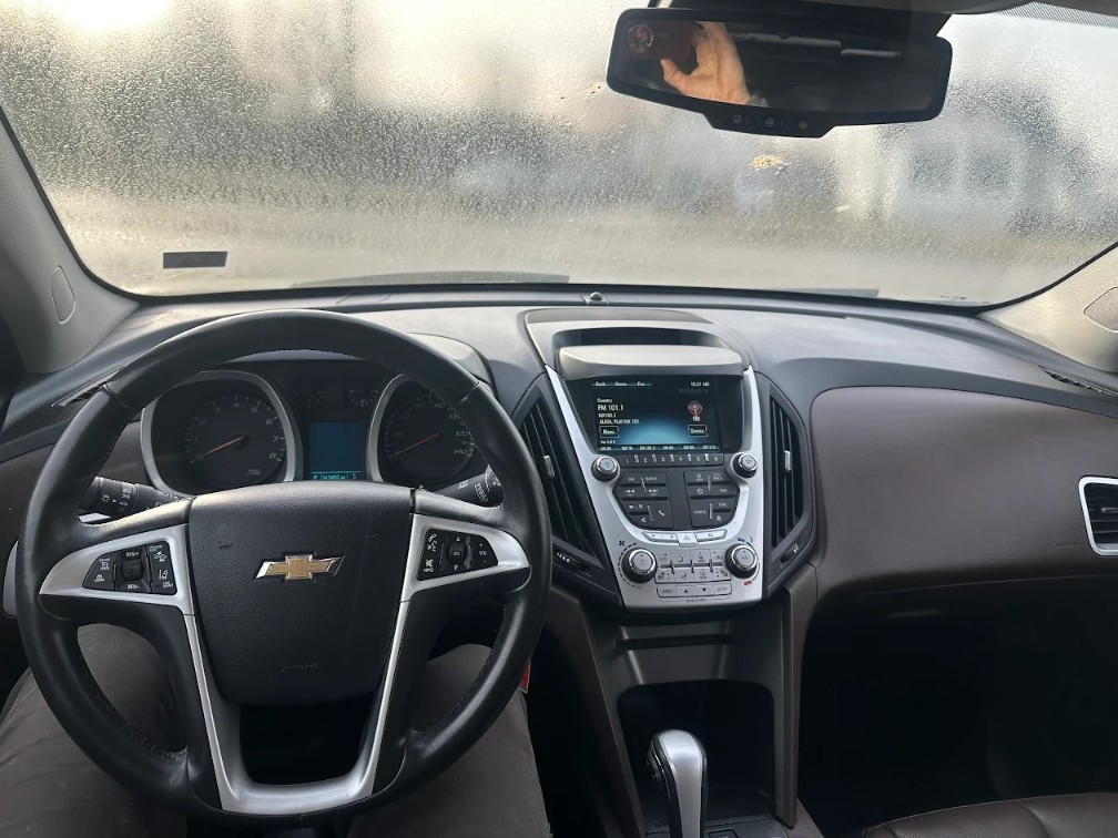 Additional photo of vehicle.