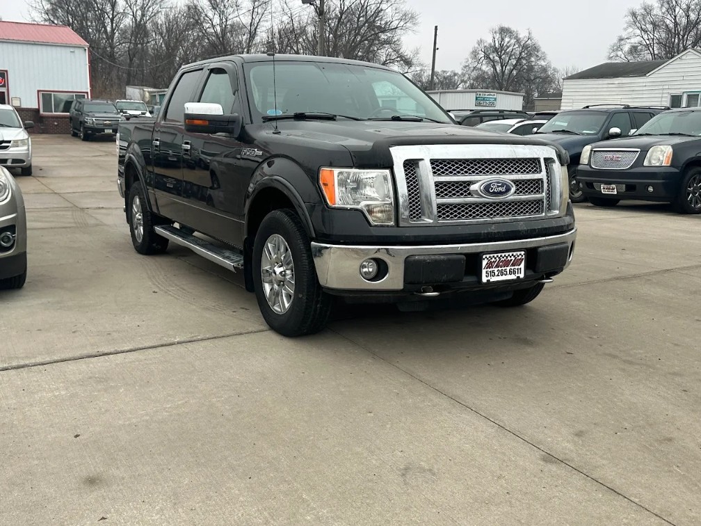 Additional photo of vehicle.