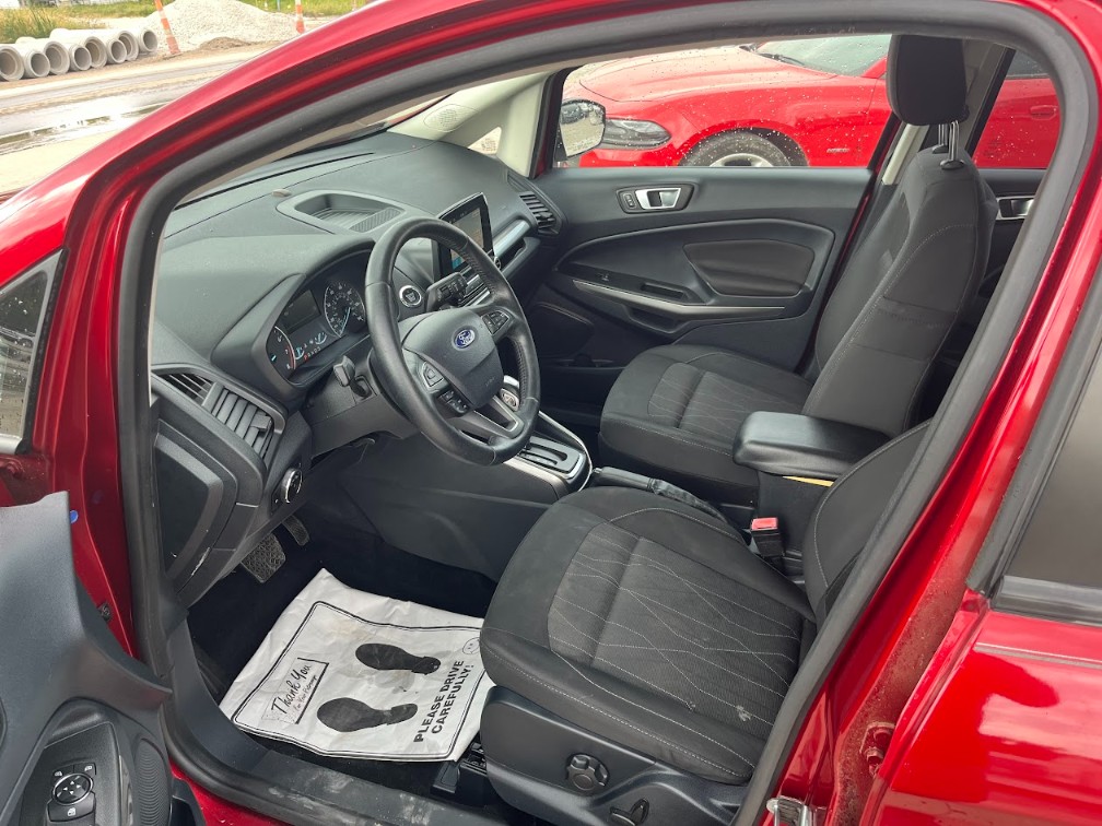 Additional photo of vehicle.