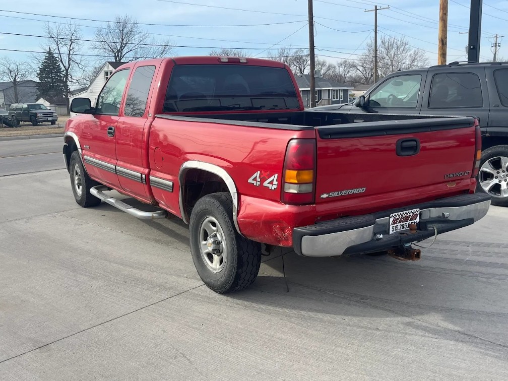 Additional photo of vehicle.