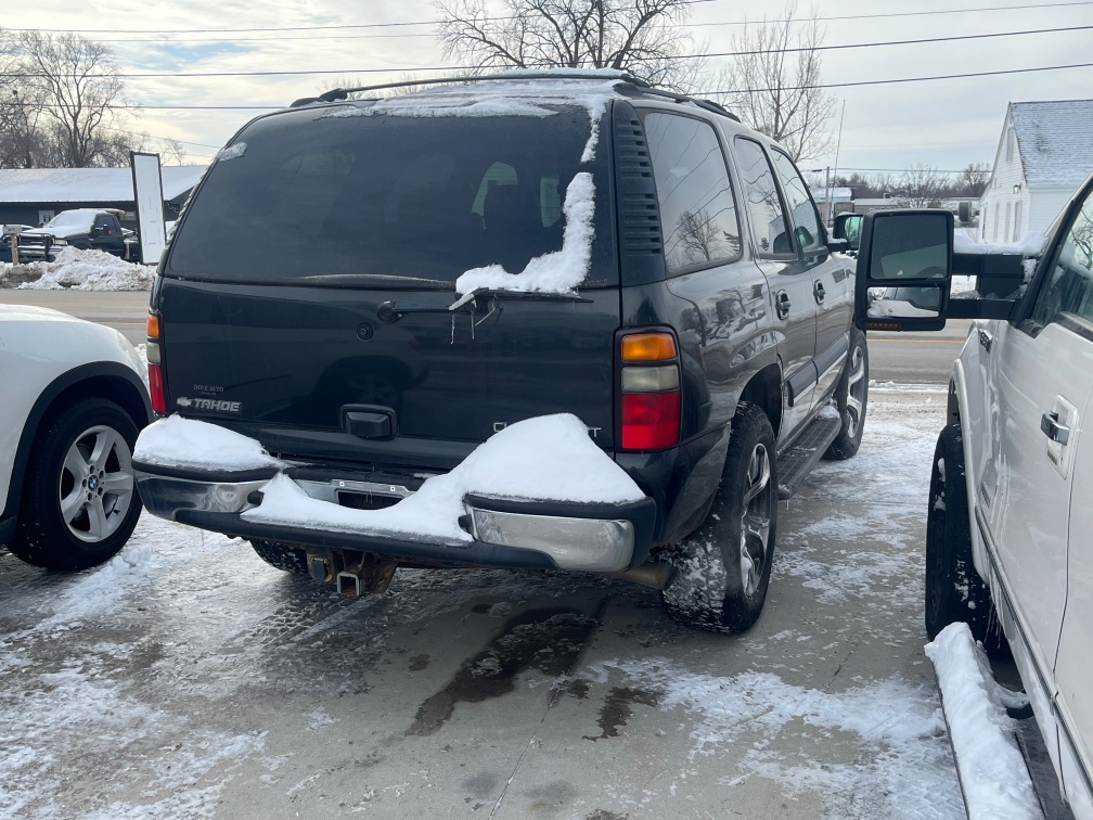 Additional photo of vehicle.