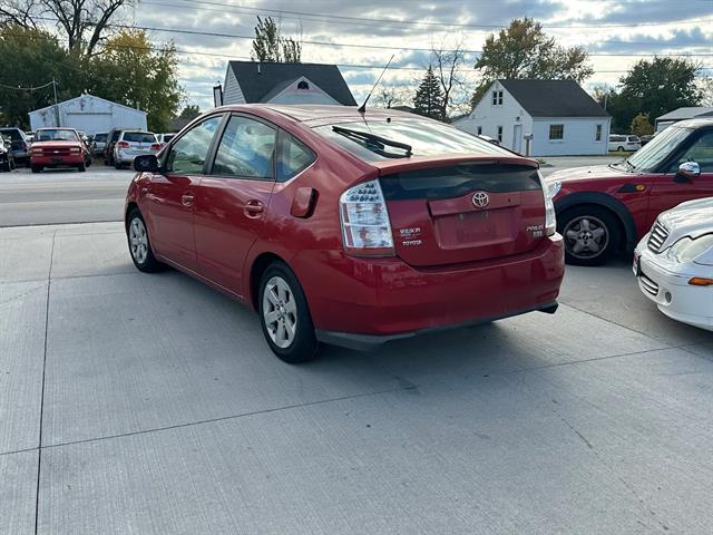 Additional photo of vehicle.