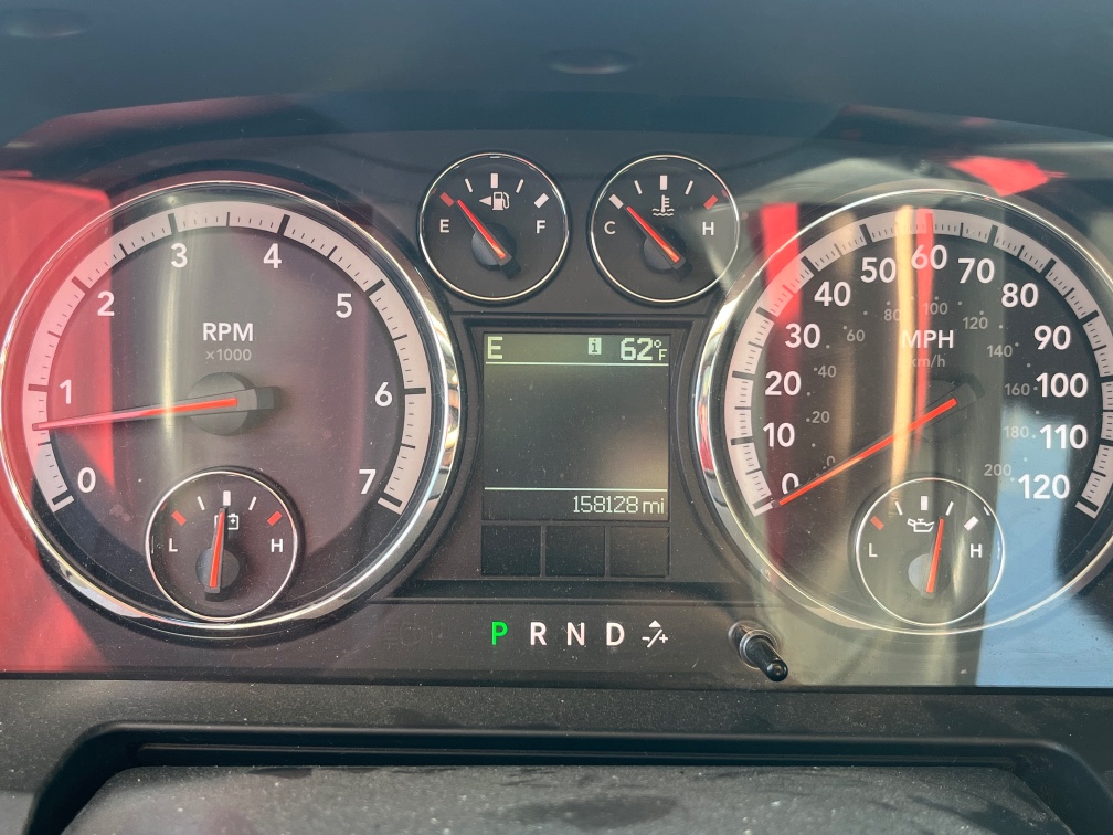 Additional photo of vehicle.