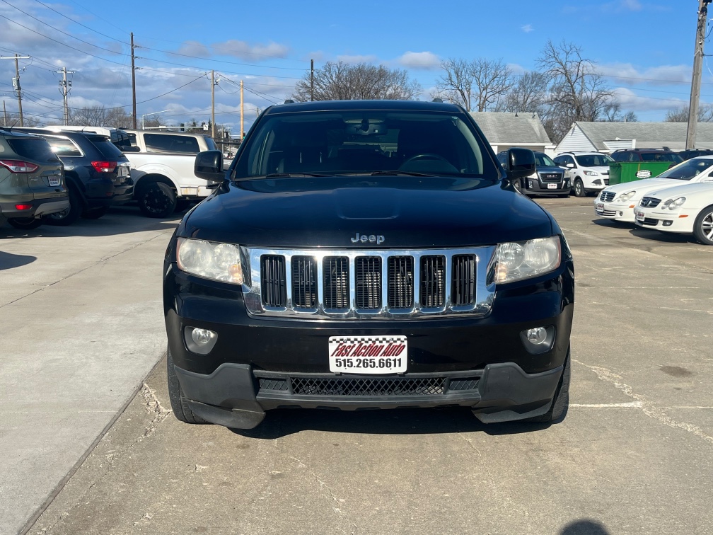 Additional photo of vehicle.