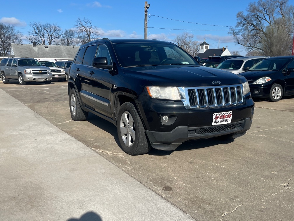 Additional photo of vehicle.