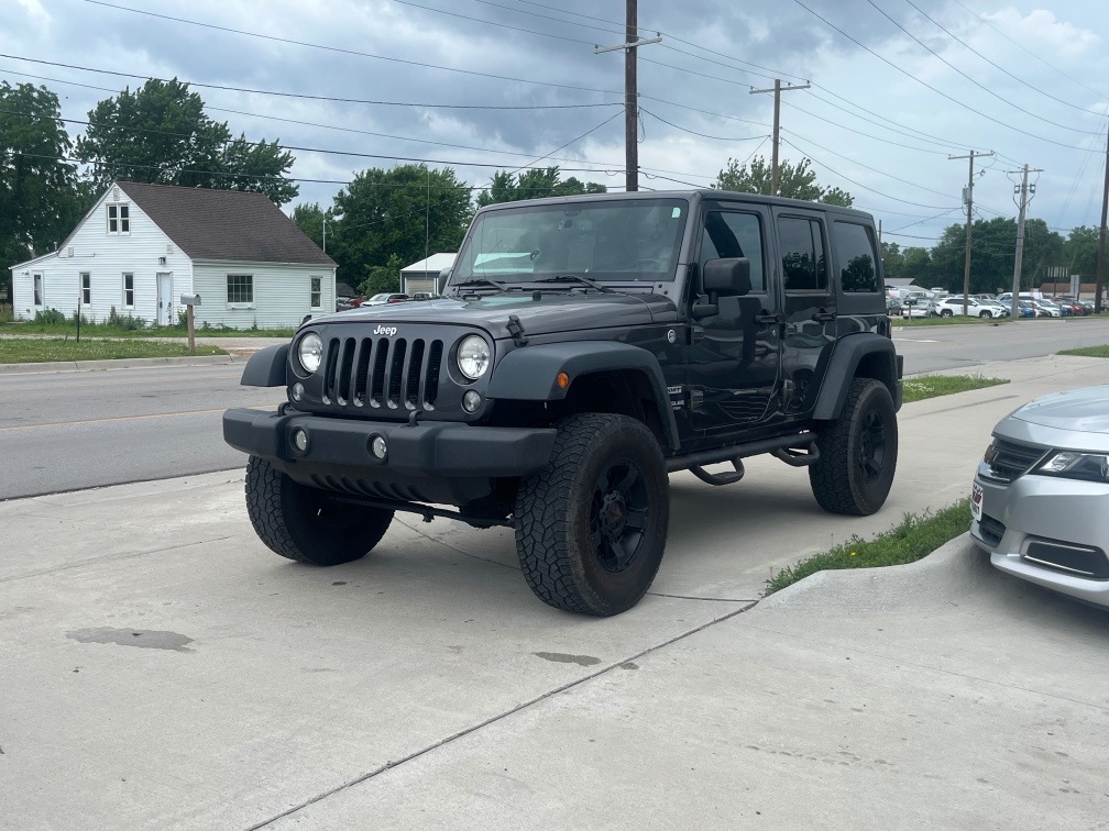 Additional photo of vehicle.