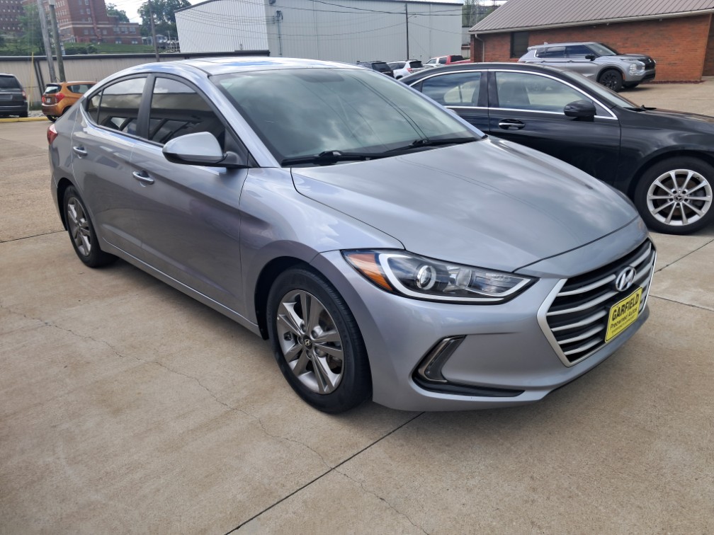 2017 Hyundai Elantra Value Edition's photo
