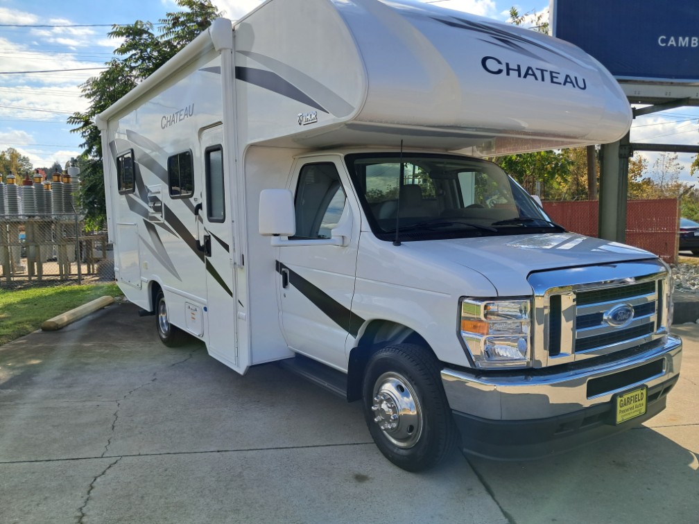 2024 Ford E-Series Cutaway Base's photo