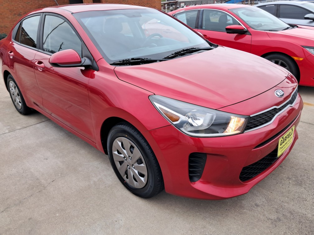 2019 Kia RIO S's photo