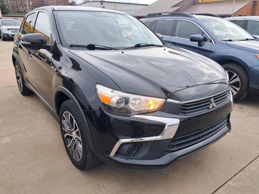 2016 Mitsubishi Outlander Sport ES's photo