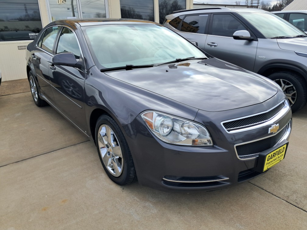 2010 Chevrolet Malibu 2LT's photo