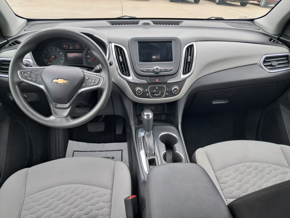 Additional photo of vehicle.