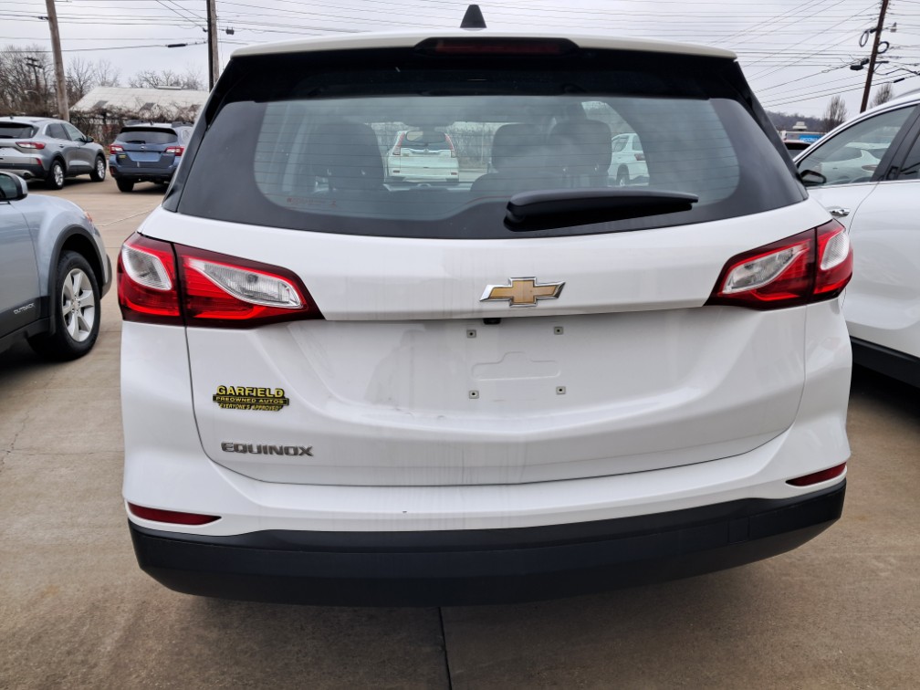 Additional photo of vehicle.