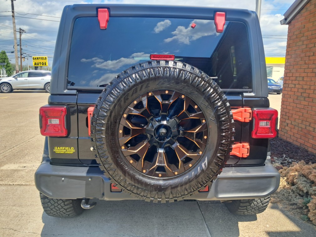 2020 Jeep Wrangler Unlimited Sahara - Photo 10