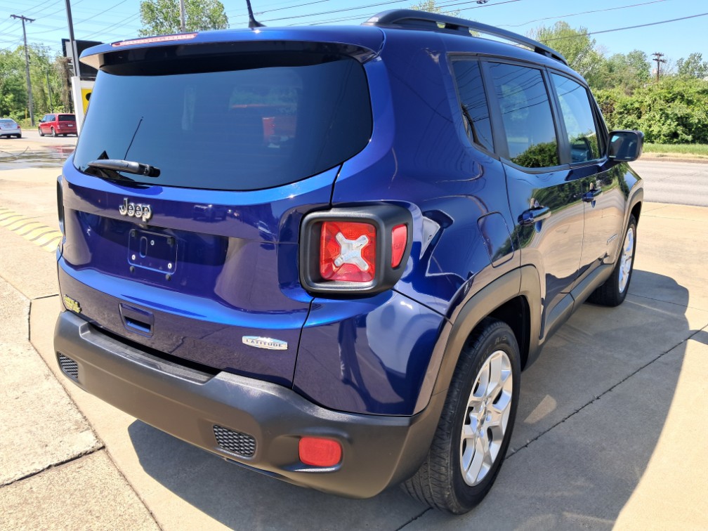 2018 Jeep Renegade Latitude - Photo 11
