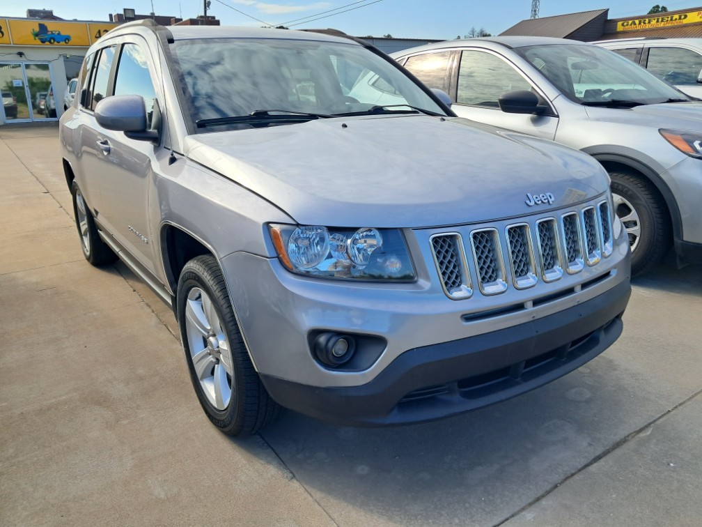 2016 Jeep Compass Latitude 4X4's photo