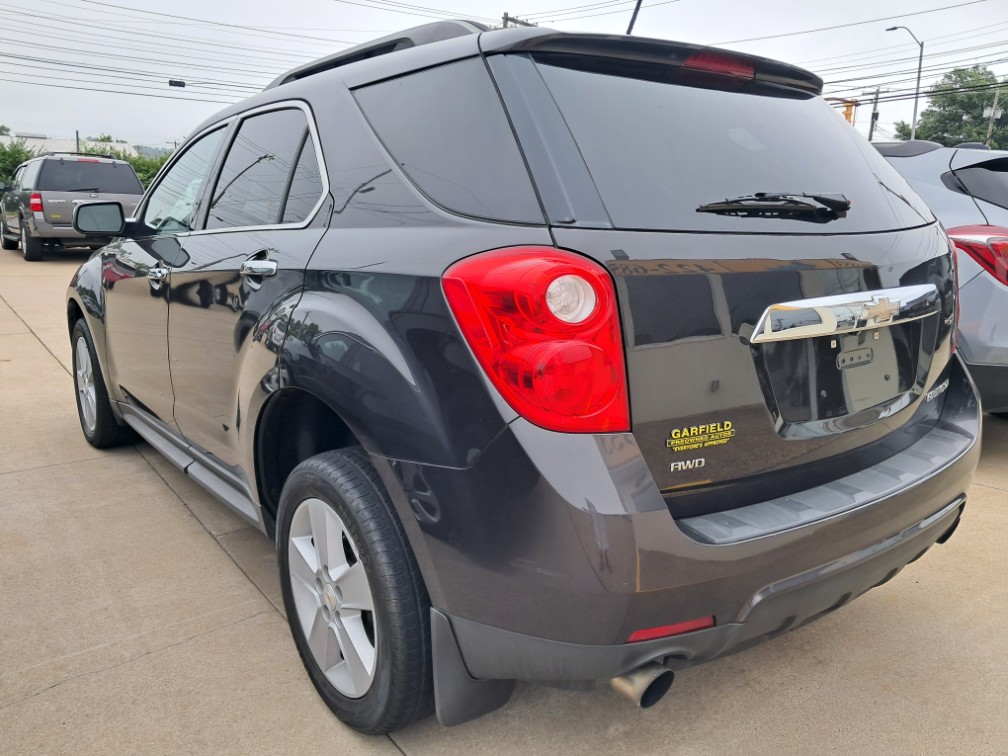 Additional photo of vehicle.