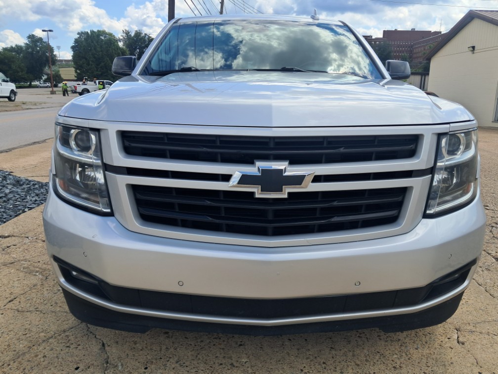 Additional photo of vehicle.