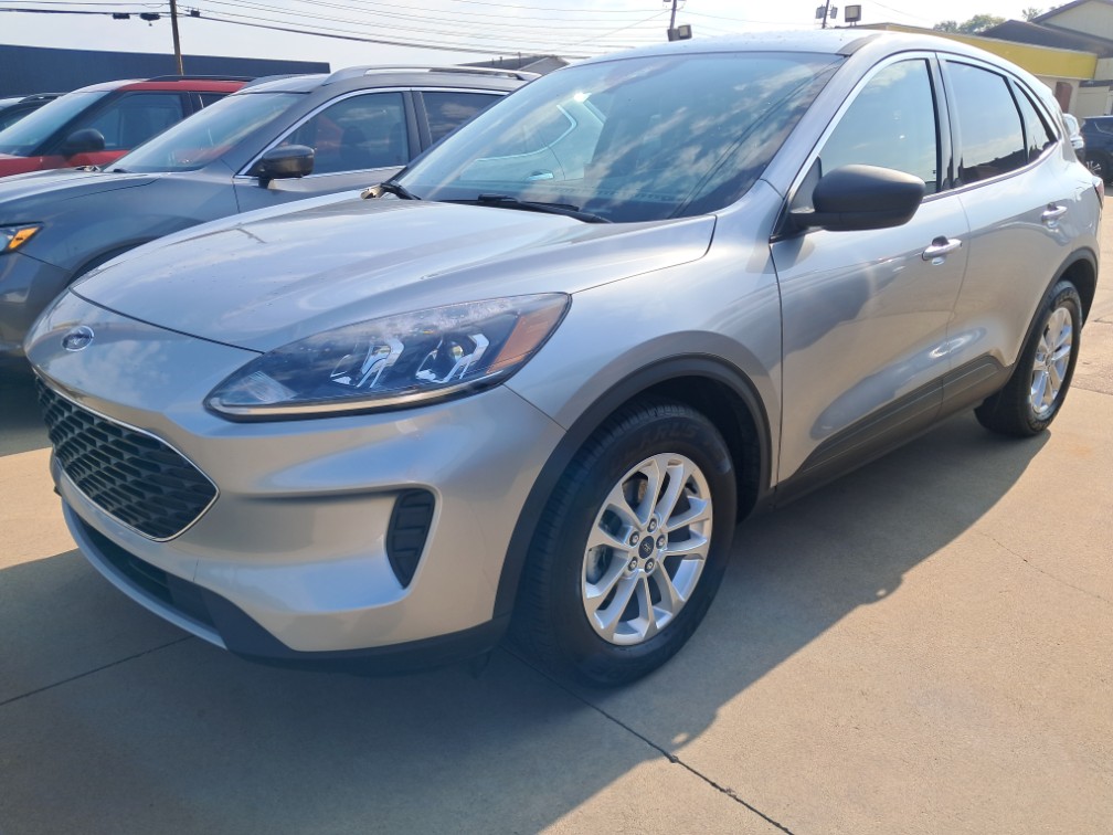 Additional photo of vehicle.