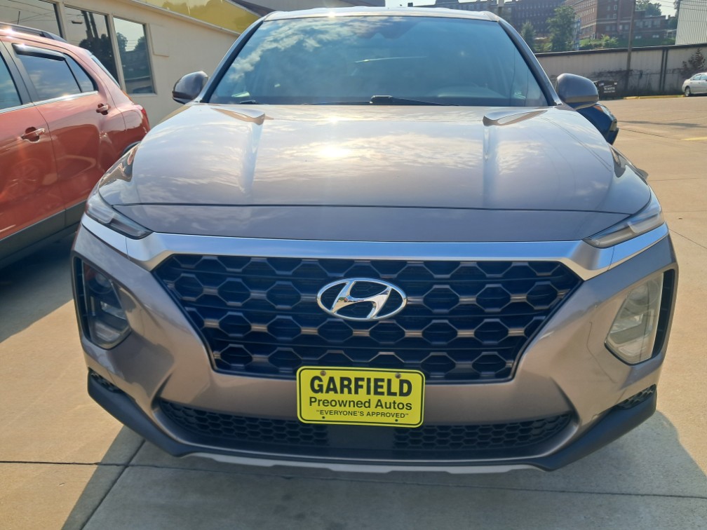 Additional photo of vehicle.