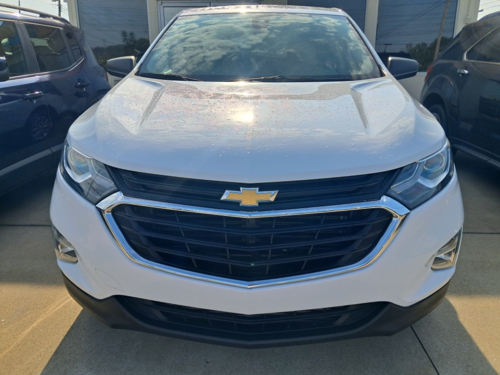Additional photo of vehicle.