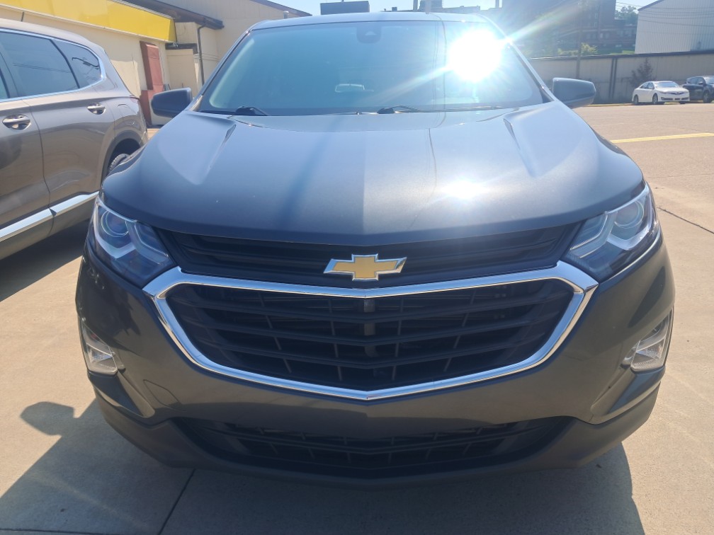 Additional photo of vehicle.
