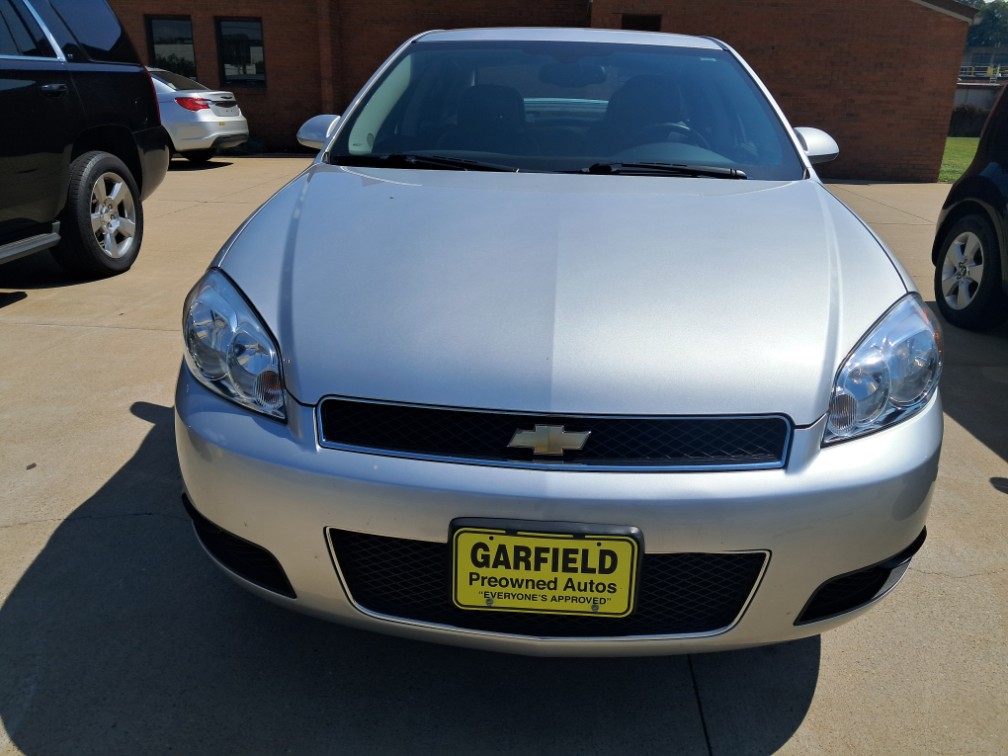 Additional photo of vehicle.